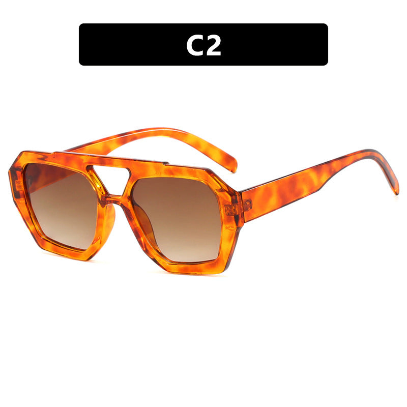 Big Frame Leopard Sunglasses - Bold Style & UV Protection - C2