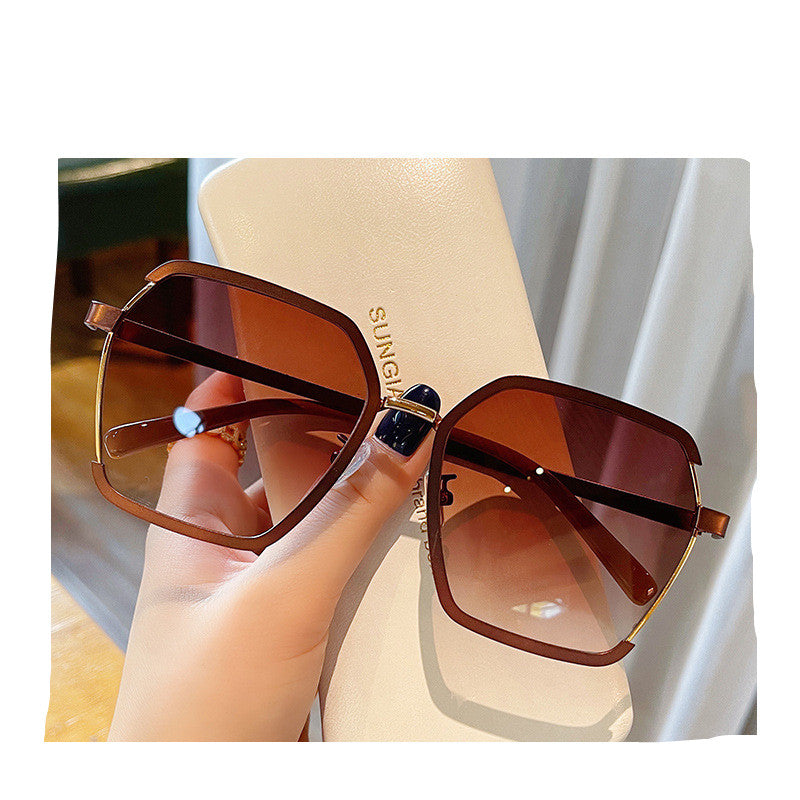 Vintage Half-Frame Oversized Sunglasses - Trendy & Protective - Coffee color gradient tea