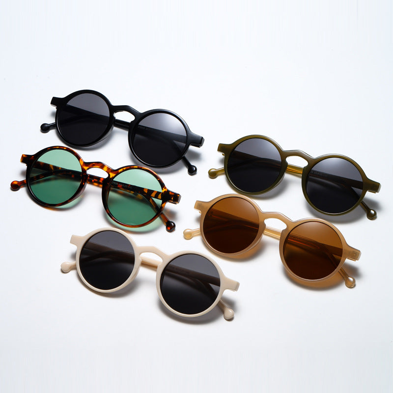 Stylish UV Protection: Small Round Frame Sunglasses
