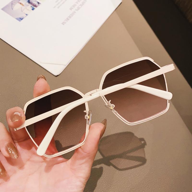 Vintage Half-Frame Oversized Sunglasses - Trendy & Protective