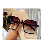Vintage Half-Frame Oversized Sunglasses - Trendy & Protective - Black to grey