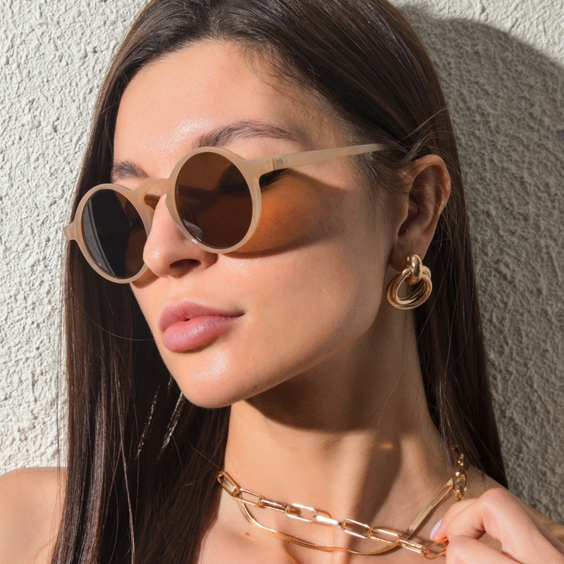 Stylish UV Protection: Small Round Frame Sunglasses